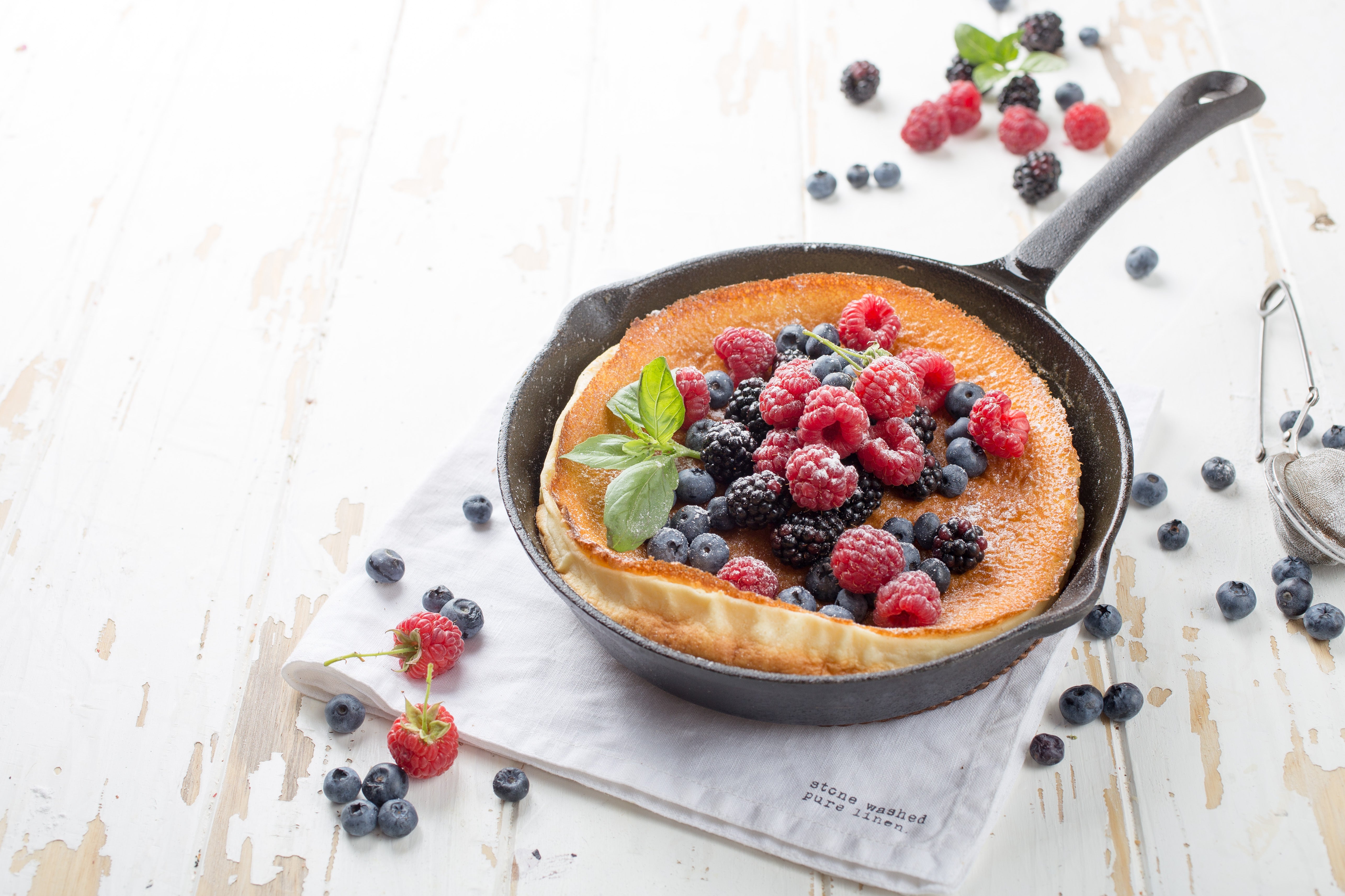 DUTCH BABY PANCAKE - Lexi Home