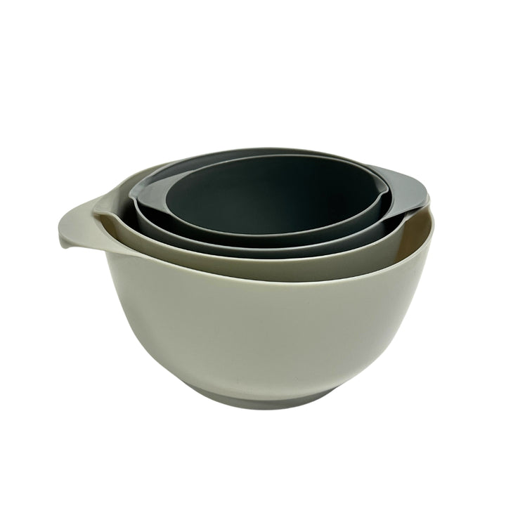 Lexi Home 4-Piece Gradient Plastic Nested Non-Slip Mixing Bowl Set
